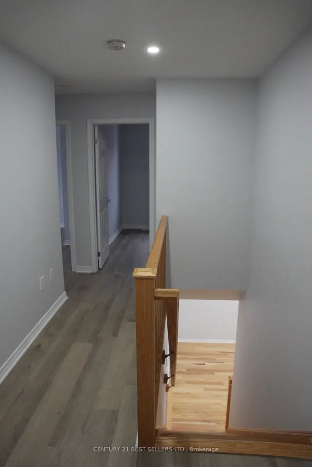 Additional property image - 436 Tyrone Cres