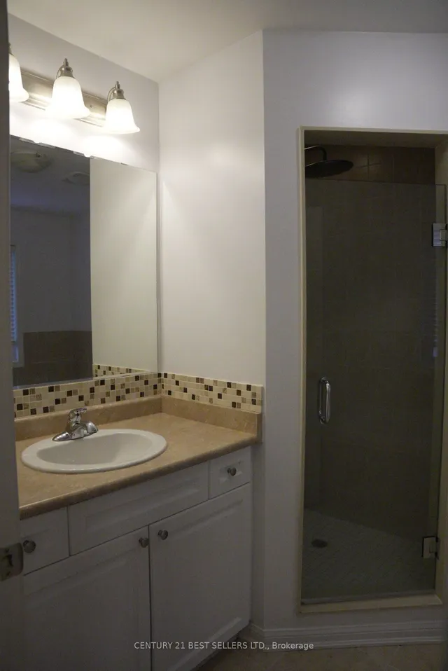 Additional property image - 436 Tyrone Cres