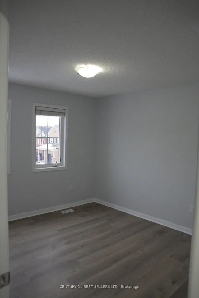 Additional property image - 436 Tyrone Cres