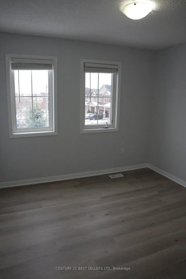 Additional property image - 436 Tyrone Cres