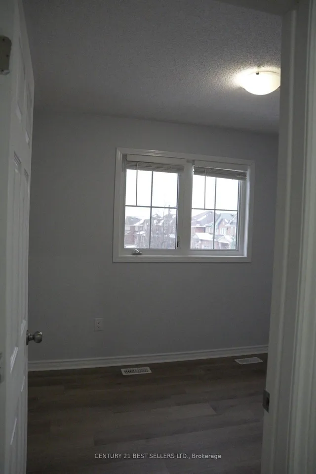 Additional property image - 436 Tyrone Cres