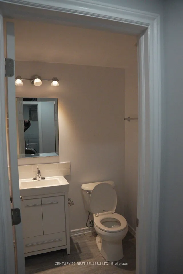 Additional property image - 436 Tyrone Cres