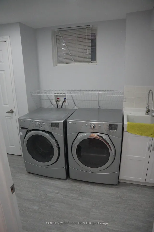 Additional property image - 436 Tyrone Cres