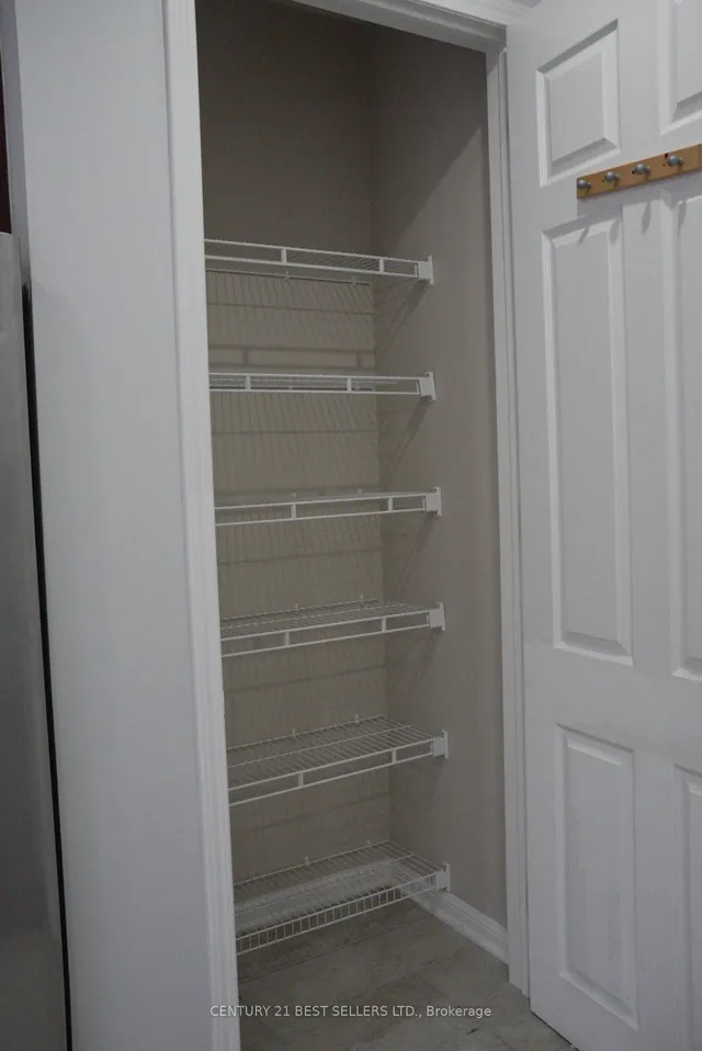 Additional property image - 436 Tyrone Cres