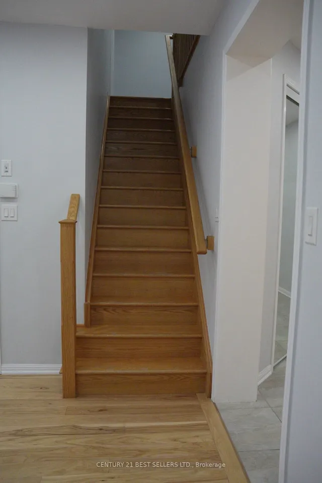 Additional property image - 436 Tyrone Cres