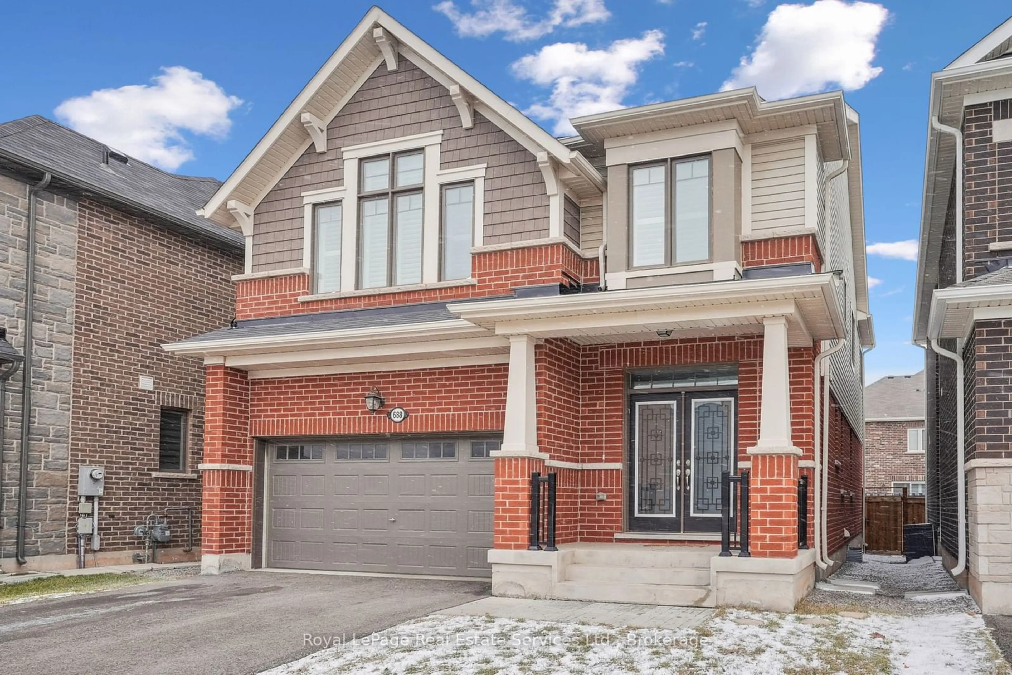 Home with brick exterior material, street for 688 Kennedy Circ, Milton Ontario L9E 1R5