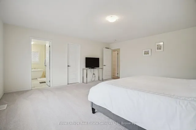 Additional property image - 688 Kennedy Circ