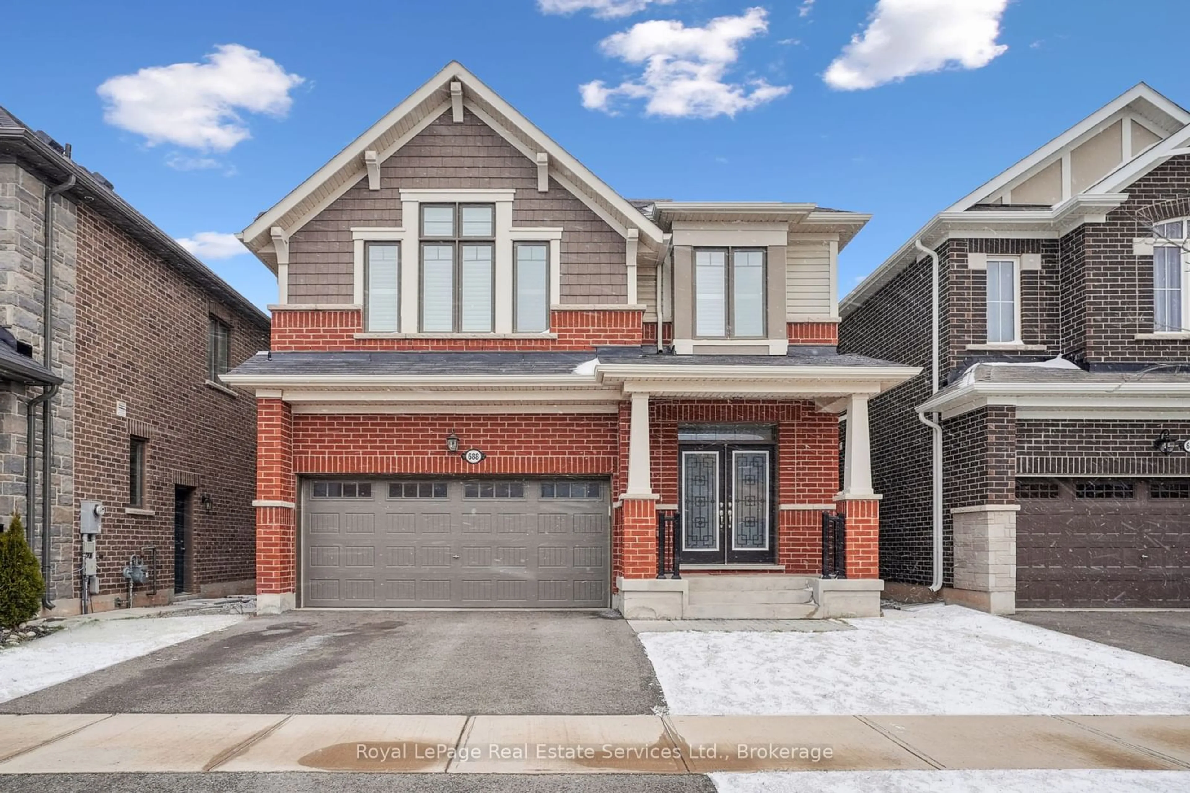 Home with brick exterior material, street for 688 Kennedy Circ, Milton Ontario L9E 1R5