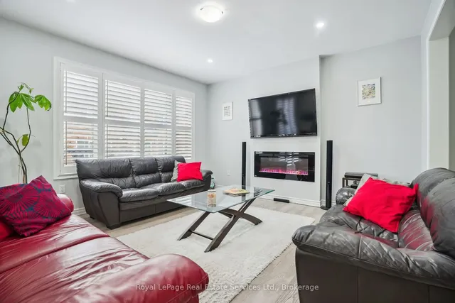 Additional property image - 688 Kennedy Circ