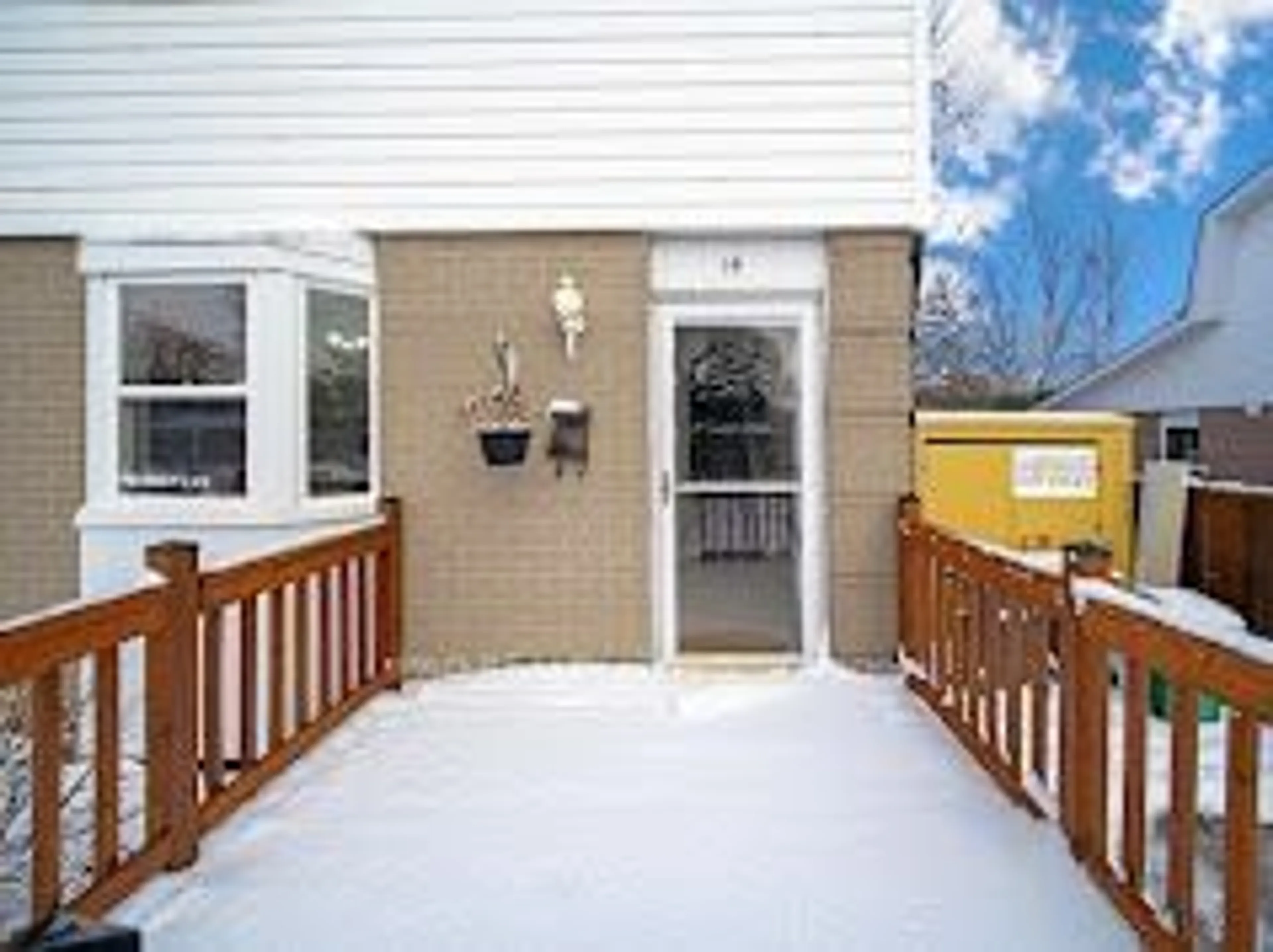 Patio, street for 14 Tindale Rd, Brampton Ontario L6V 2G9