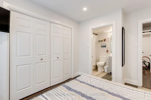 Additional property image - 1701 Lampman Ave Unit 202