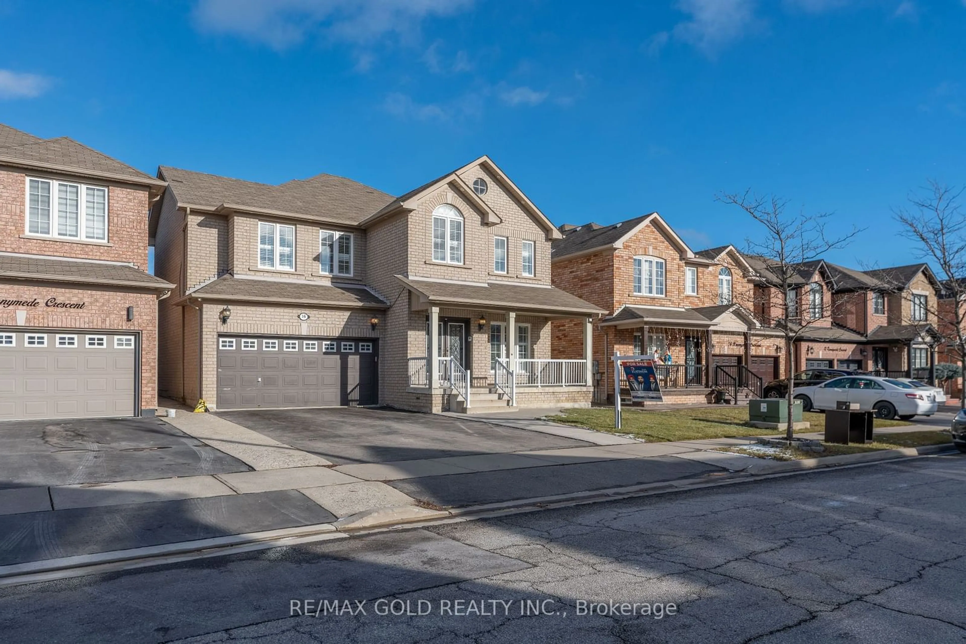 Home with brick exterior material, street for 16 Runnymede Cres, Brampton Ontario L6R 0L3