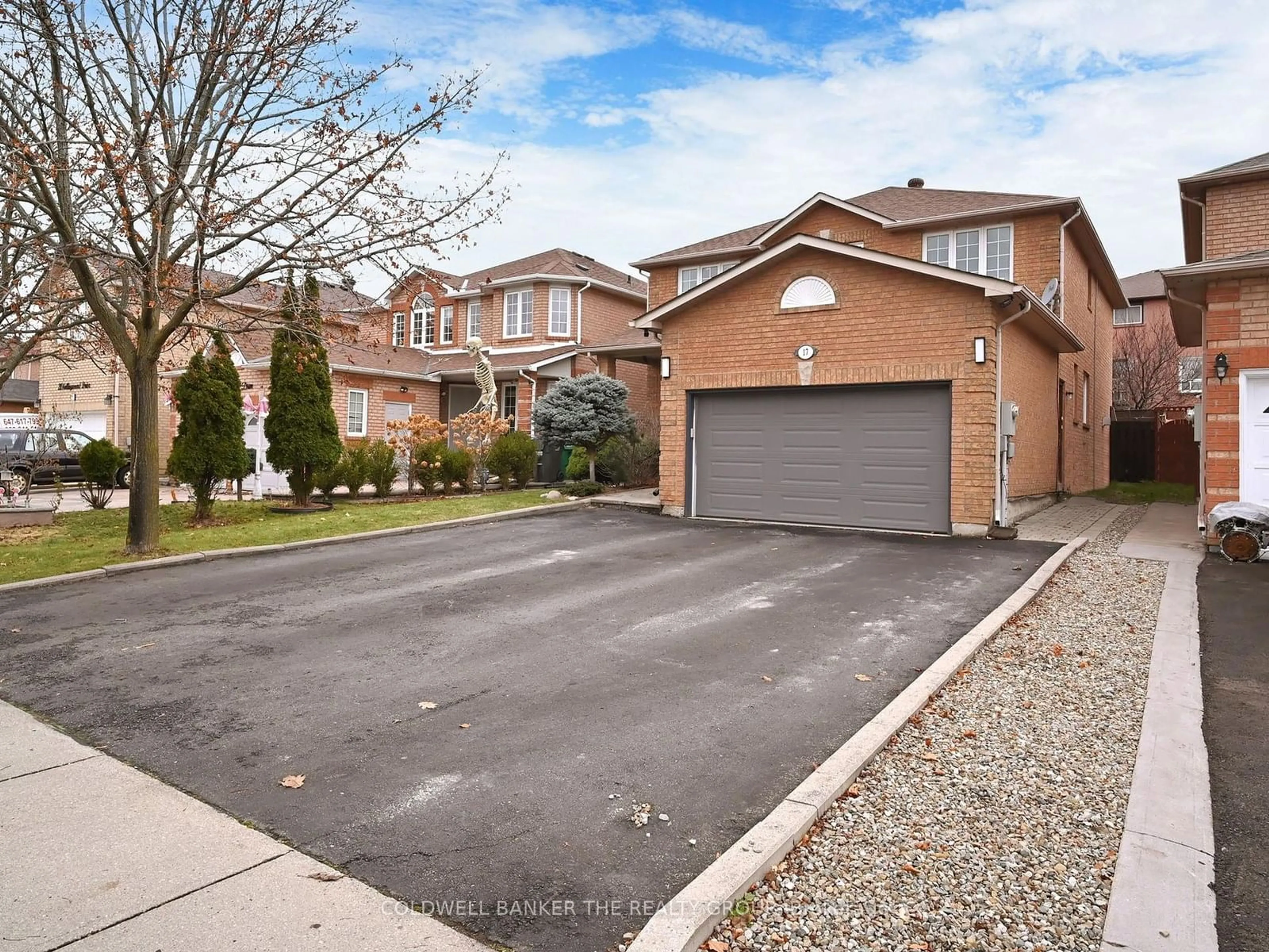 Unknown for 17 Rollingwood Dr, Brampton Ontario L6Y 4G5