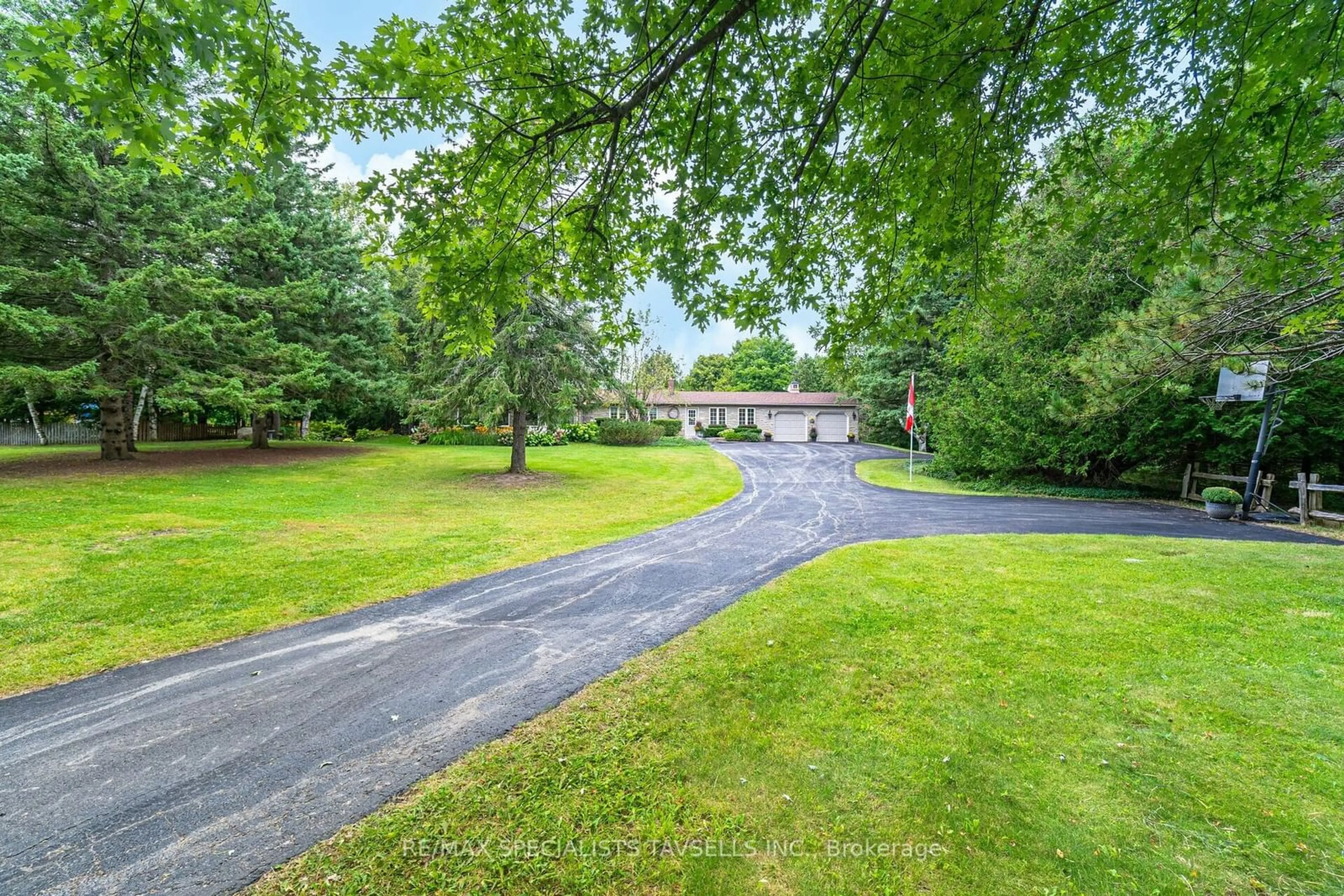 A pic from outside/outdoor area/front of a property/back of a property/a pic from drone, water/lake/river/ocean view for 7302 Coolihan's Sdrd, Caledon Ontario L7K 0P6