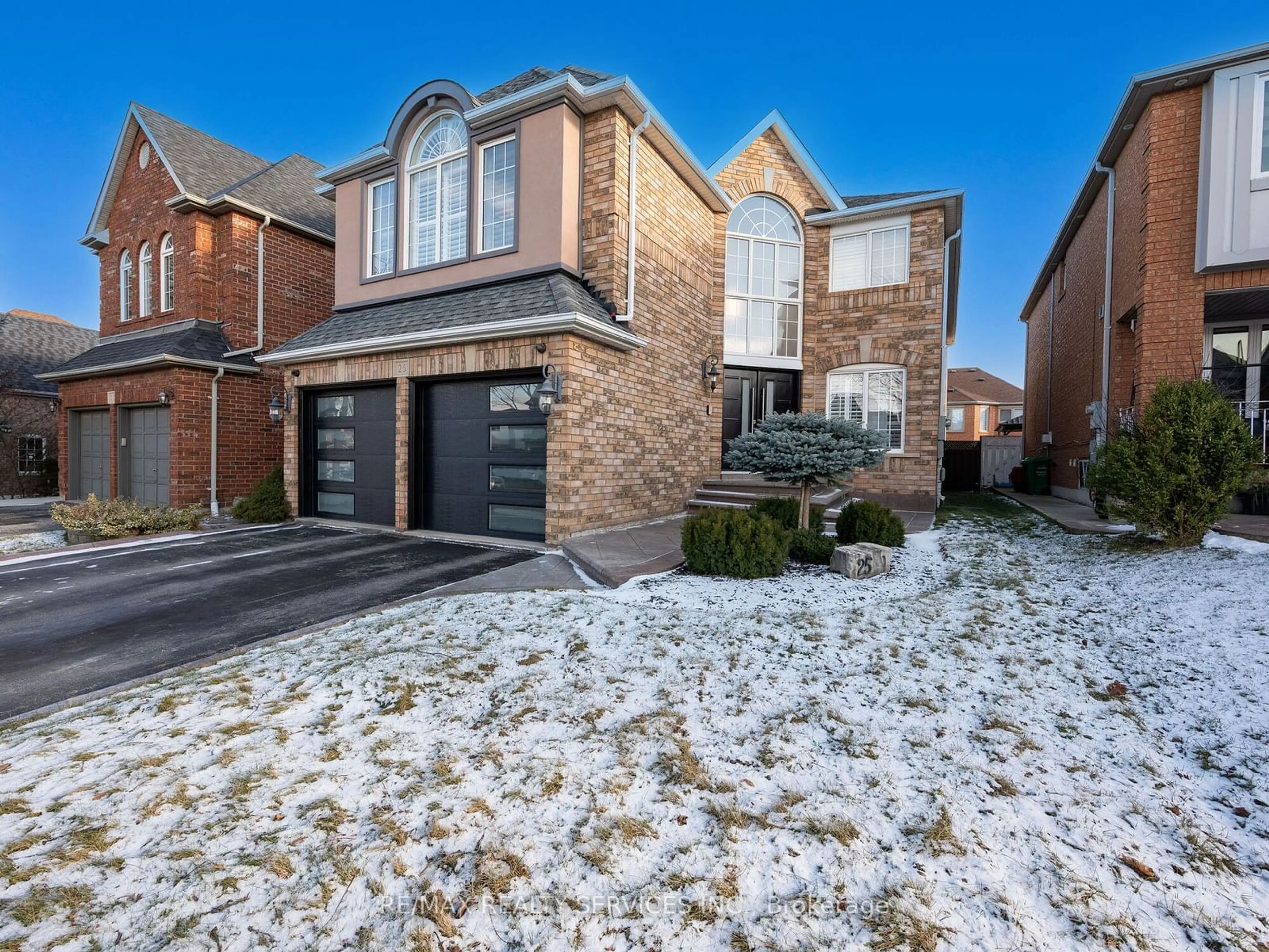 Home with brick exterior material, street for 25 Ribbon Dr, Brampton Ontario L6R 2C5