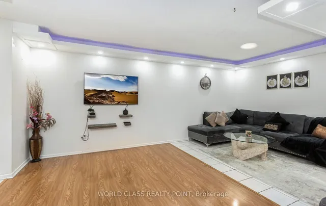 Additional property image - 15 Kensington Rd Unit 310