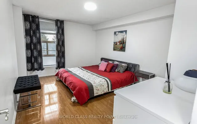 Additional property image - 15 Kensington Rd Unit 310
