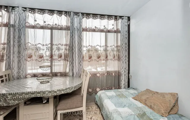 Additional property image - 15 Kensington Rd Unit 310