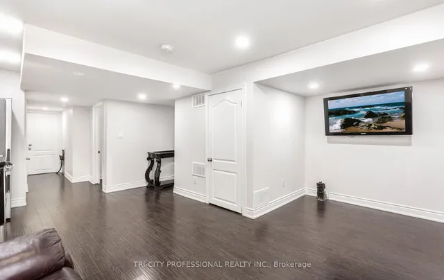 Additional property image - 8 Wicklow Rd