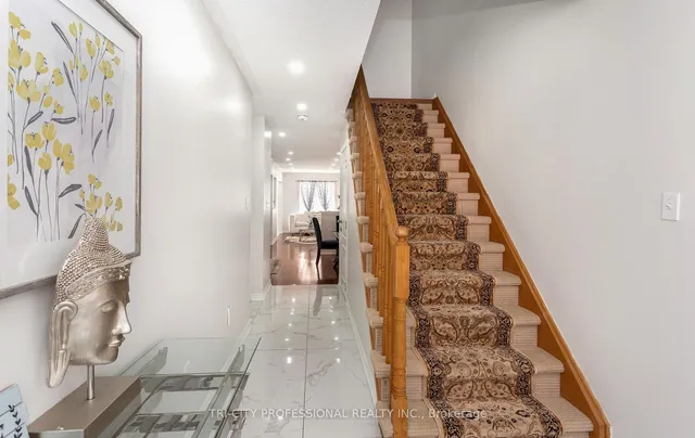 Additional property image - 8 Wicklow Rd