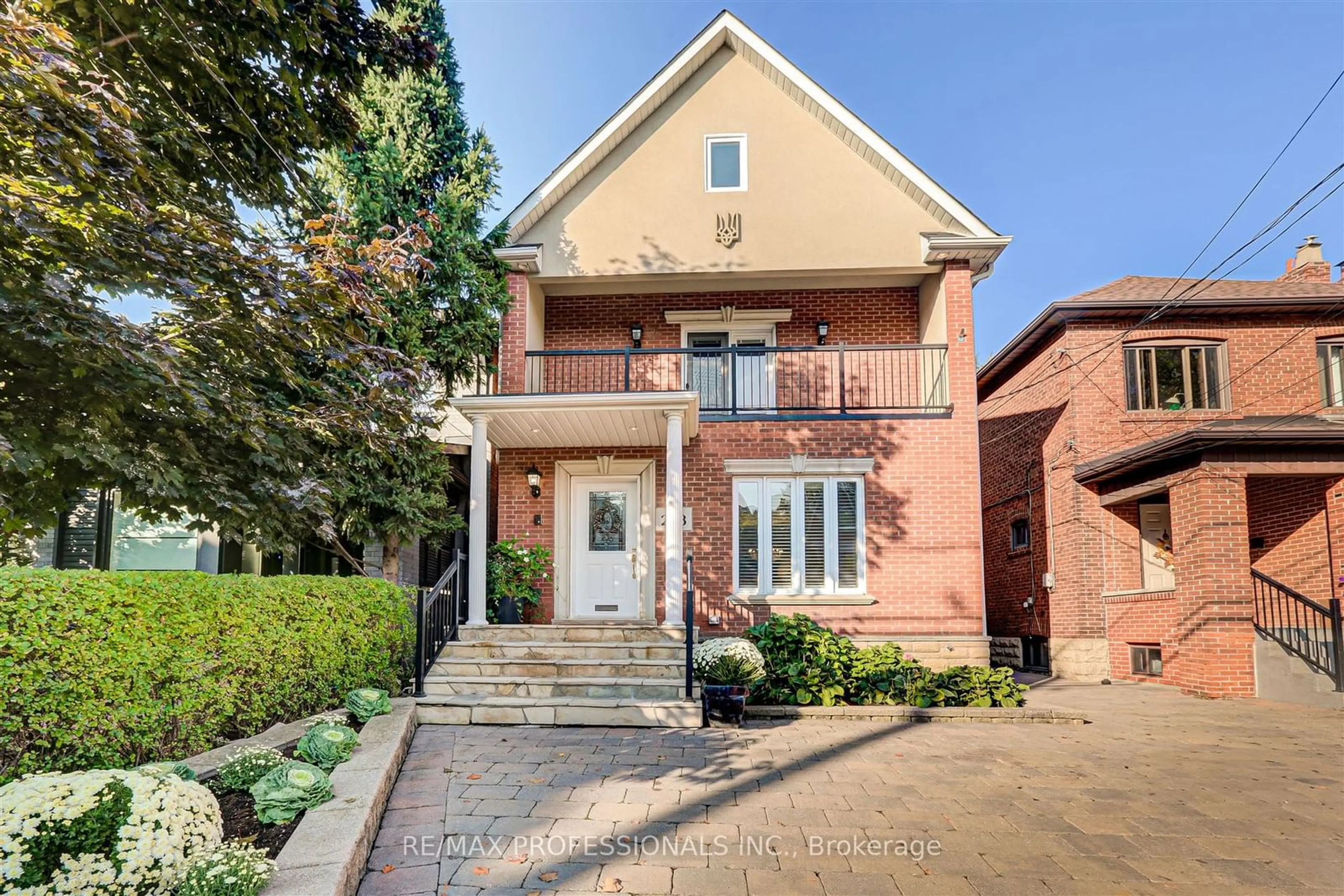 Home with brick exterior material, street for 258 Windermere Ave, Toronto Ontario M6S 3K5