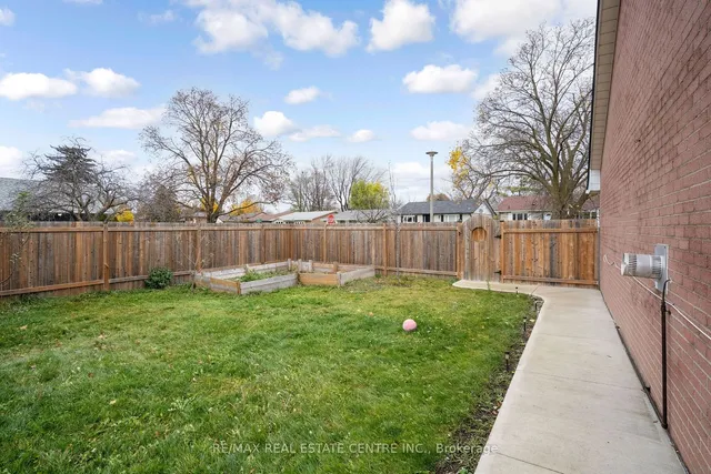 Additional image 3 of 86 Windermere Crt