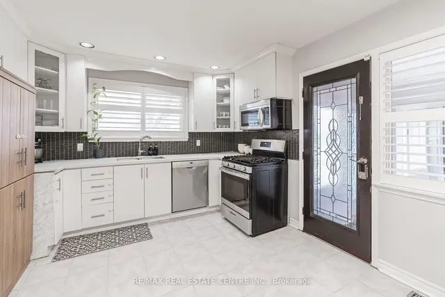 Additional image 32 of 86 Windermere Crt