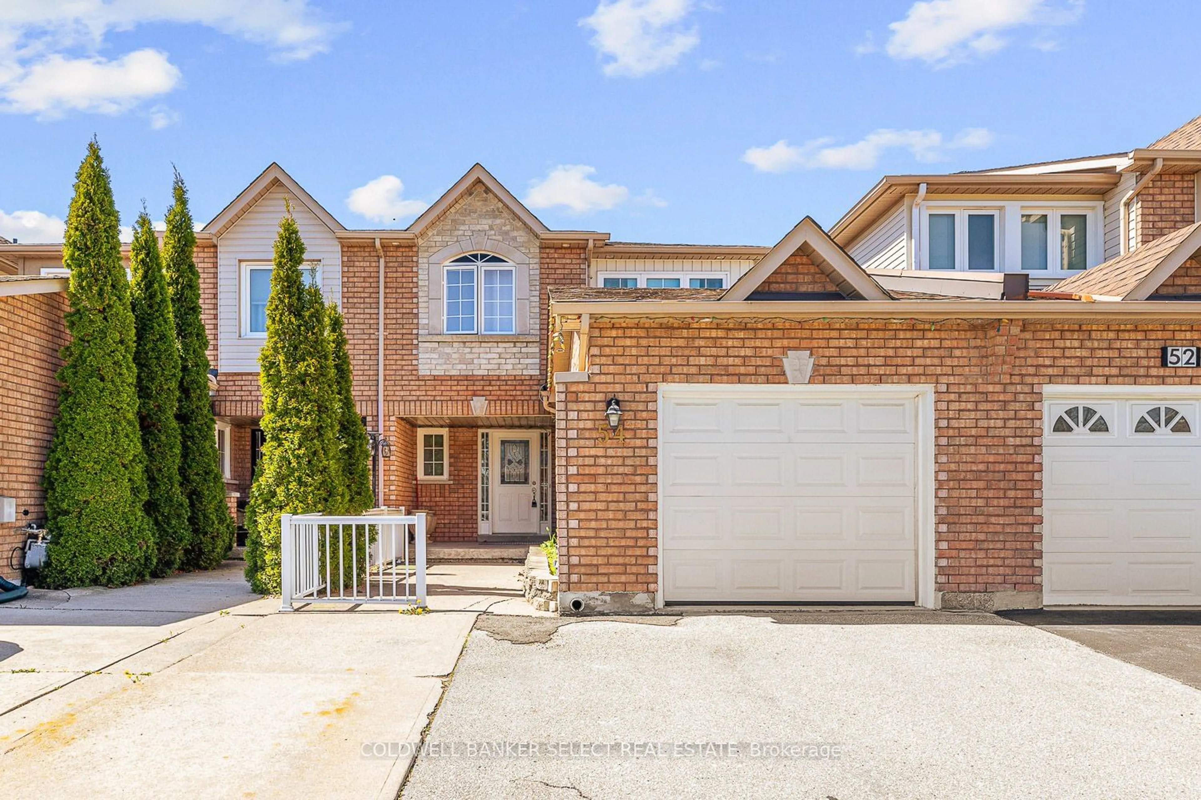 Home with brick exterior material, street for 54 Hanton Cres, Caledon Ontario L7E 1W1