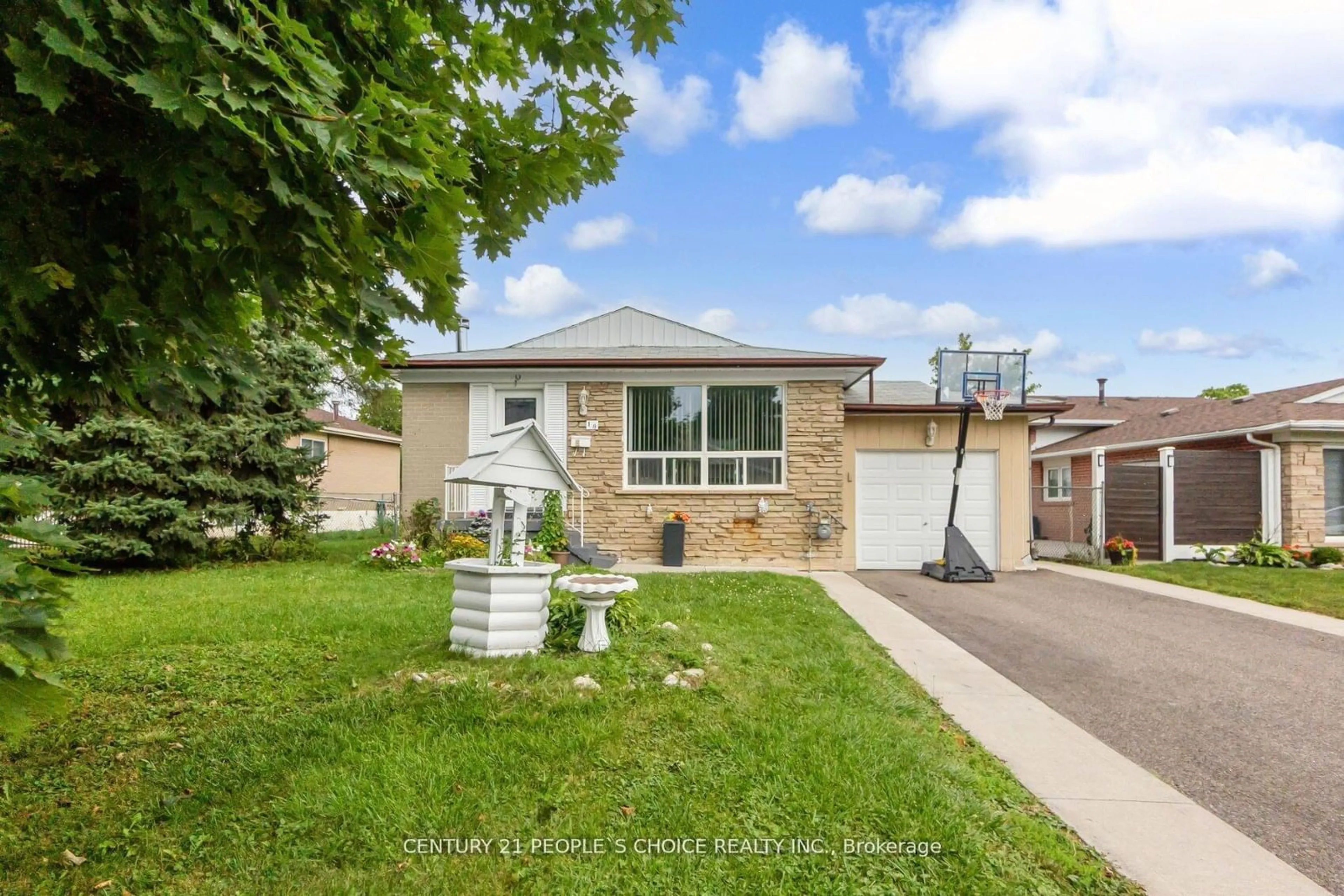 Home with brick exterior material, street for 18 Northwood Dr, Brampton Ontario L6X 2L2