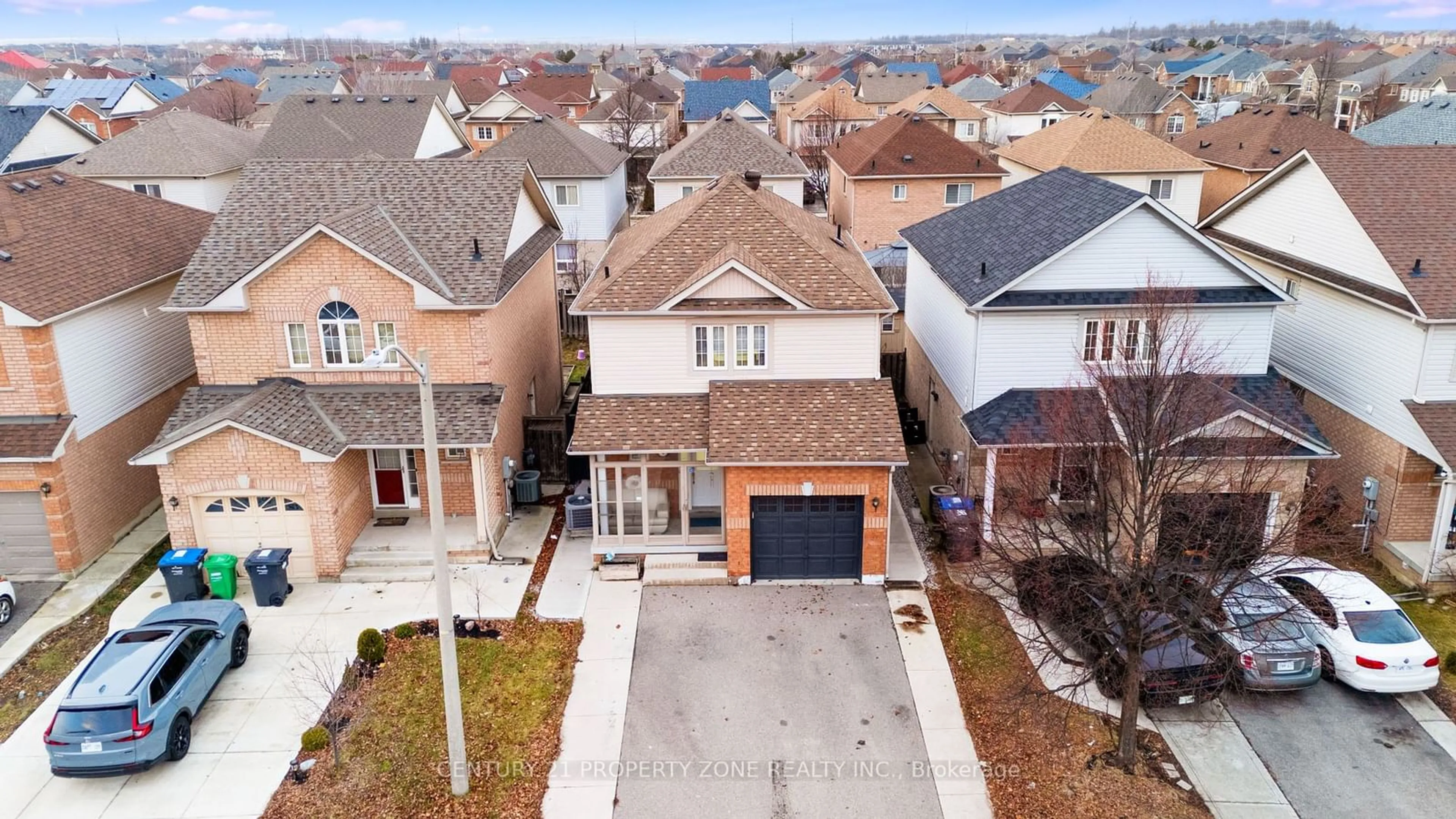 A pic from outside/outdoor area/front of a property/back of a property/a pic from drone, street for 9 Ridgemore Cres, Brampton Ontario L7A 2L6