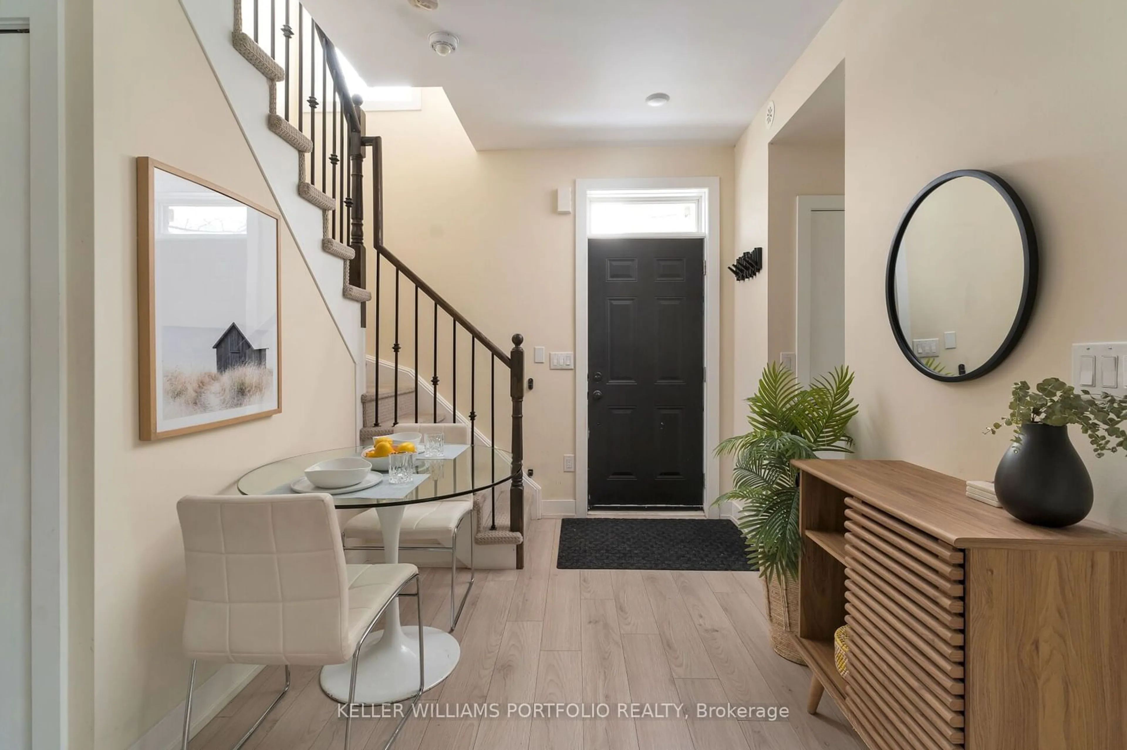 Indoor entryway for 26 Ernest Ave #13, Toronto Ontario M6P 3M7