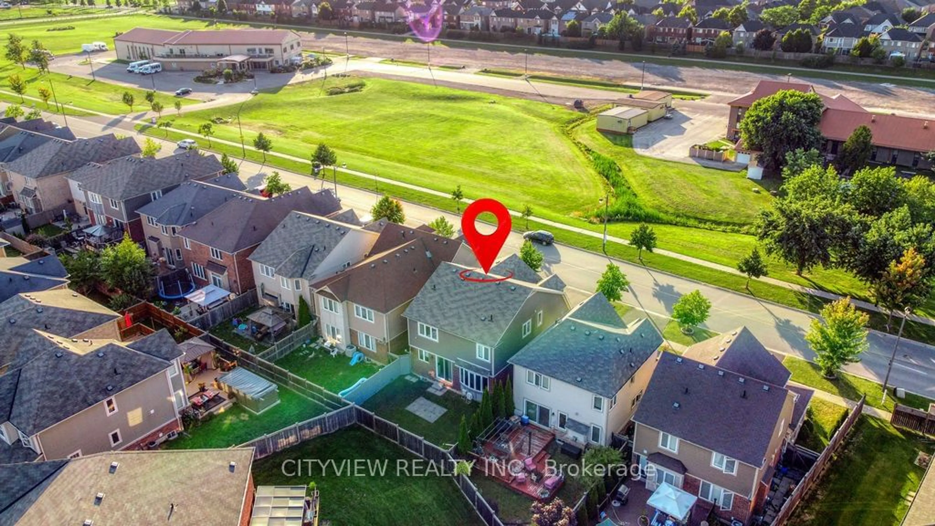 A pic from outside/outdoor area/front of a property/back of a property/a pic from drone, unknown for 980 Clark Blvd, Milton Ontario L9T 6P6