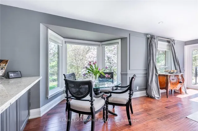 Additional property image - 607 Edgewater Cres