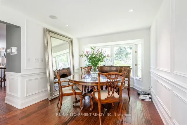 Additional property image - 607 Edgewater Cres