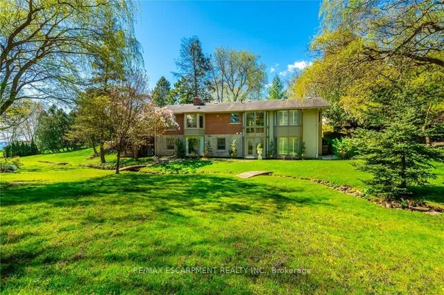 Additional property image - 607 Edgewater Cres
