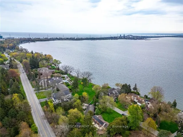 Additional property image - 607 Edgewater Cres