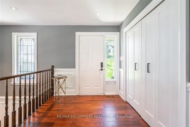 Additional property image - 607 Edgewater Cres
