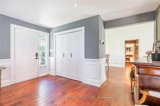 Additional property image - 607 Edgewater Cres