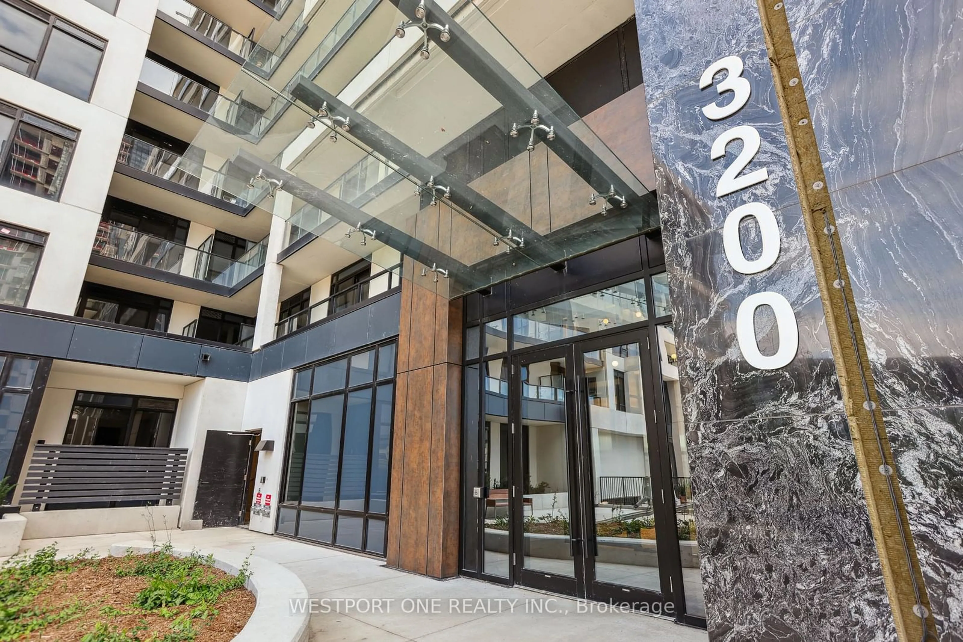 Indoor foyer for 3200 William Coltson Ave #318, Oakville Ontario L6H 7W8