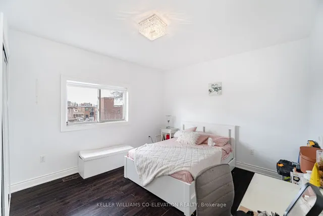 Additional property image - 310 Silverthorn Ave
