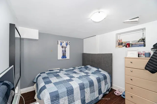 Additional property image - 310 Silverthorn Ave