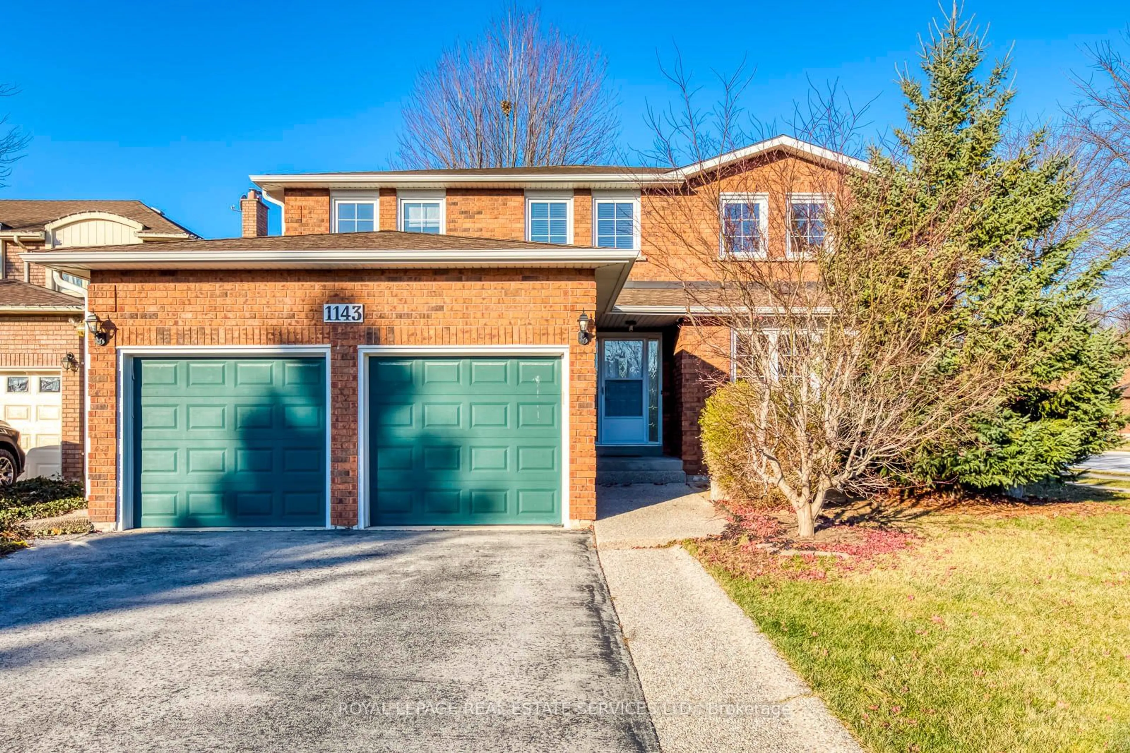 Home with brick exterior material, street for 1143 Chapelton Pl, Oakville Ontario L6M 2B1