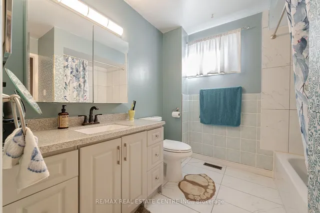 Additional property image - 17 Ashurst Cres