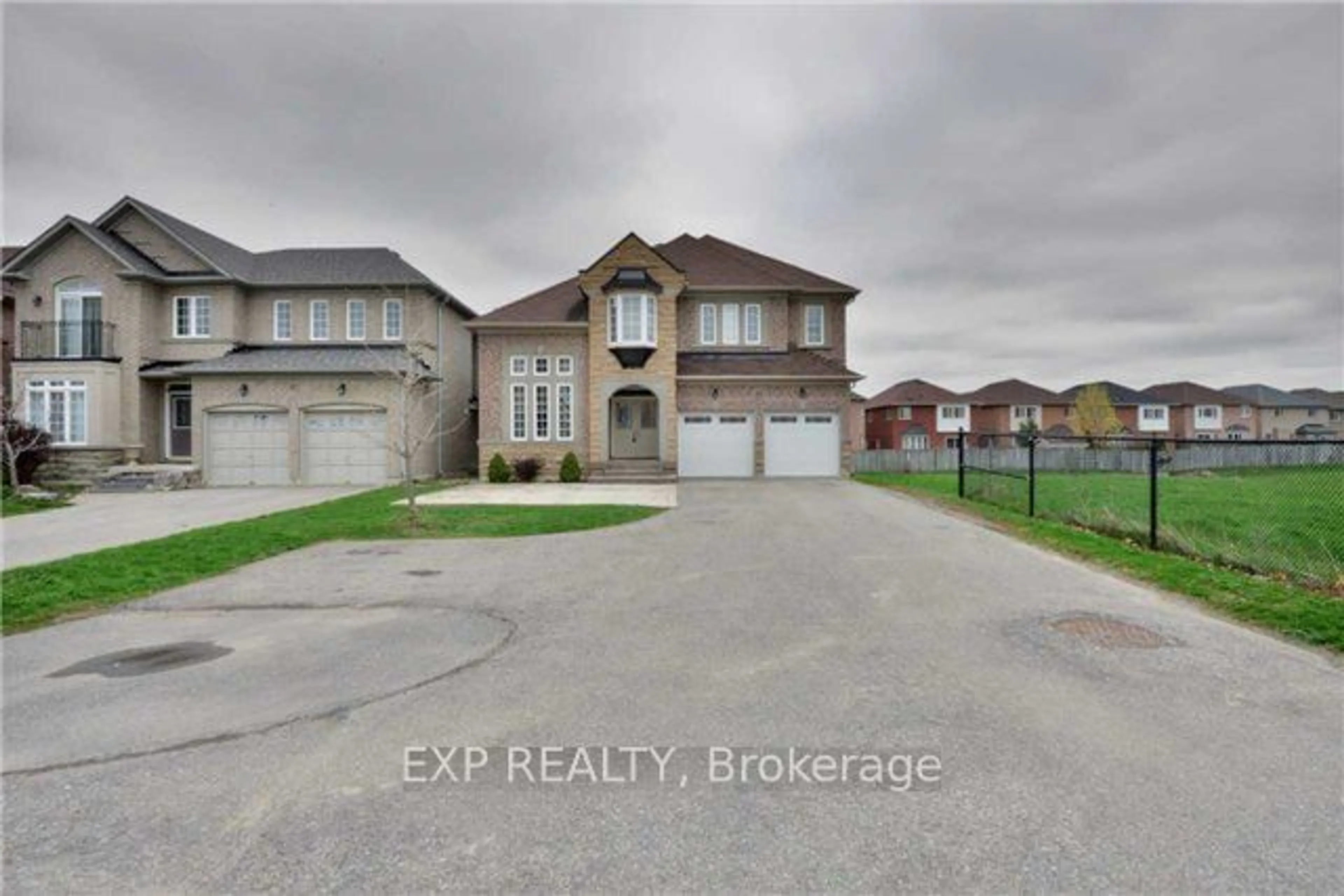 Unknown for 63 Lightheart Dr, Caledon Ontario L7C 1E4