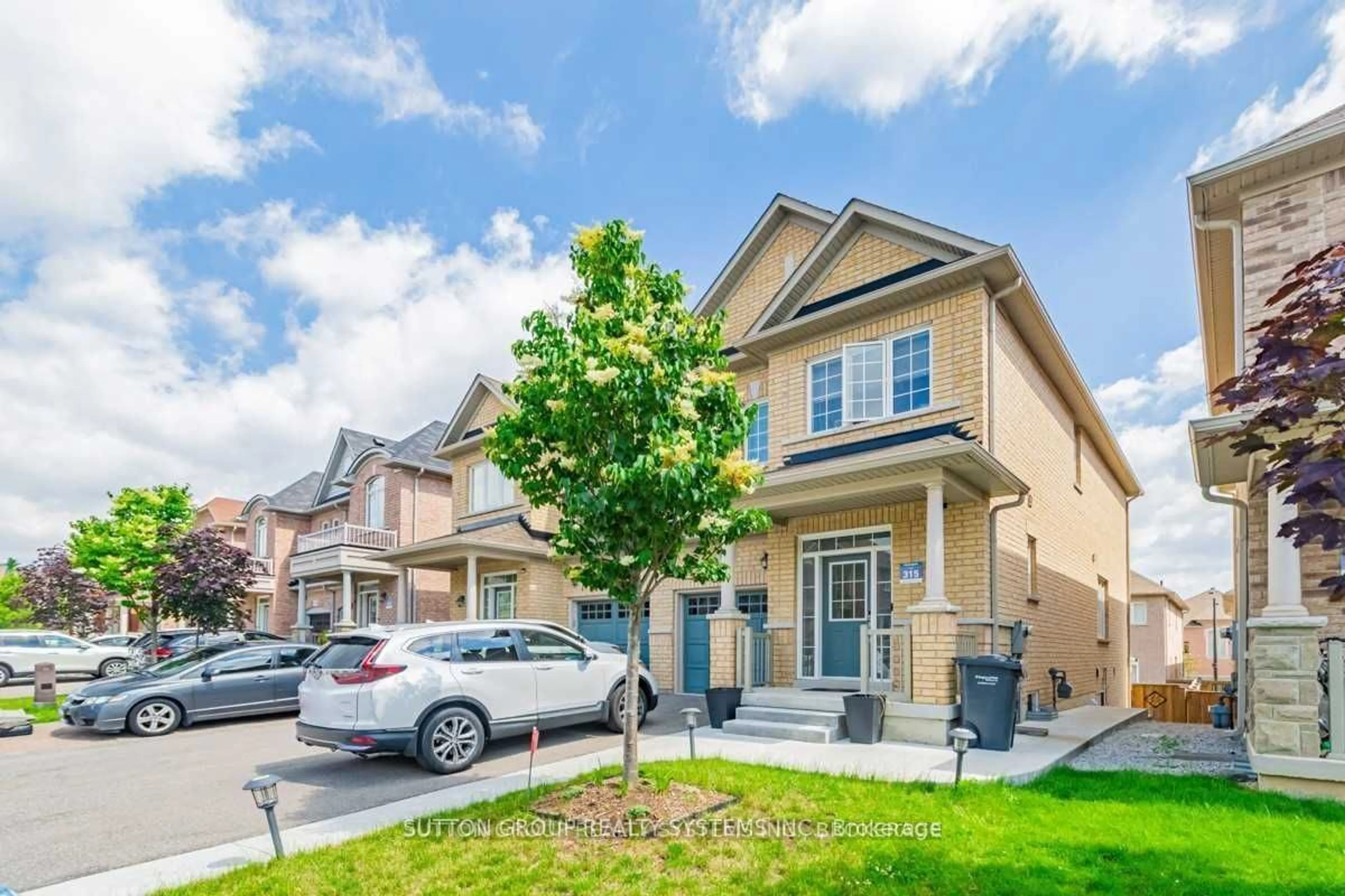 Unknown for 5539 Meadowcrest Ave, Mississauga Ontario L5M 0V1