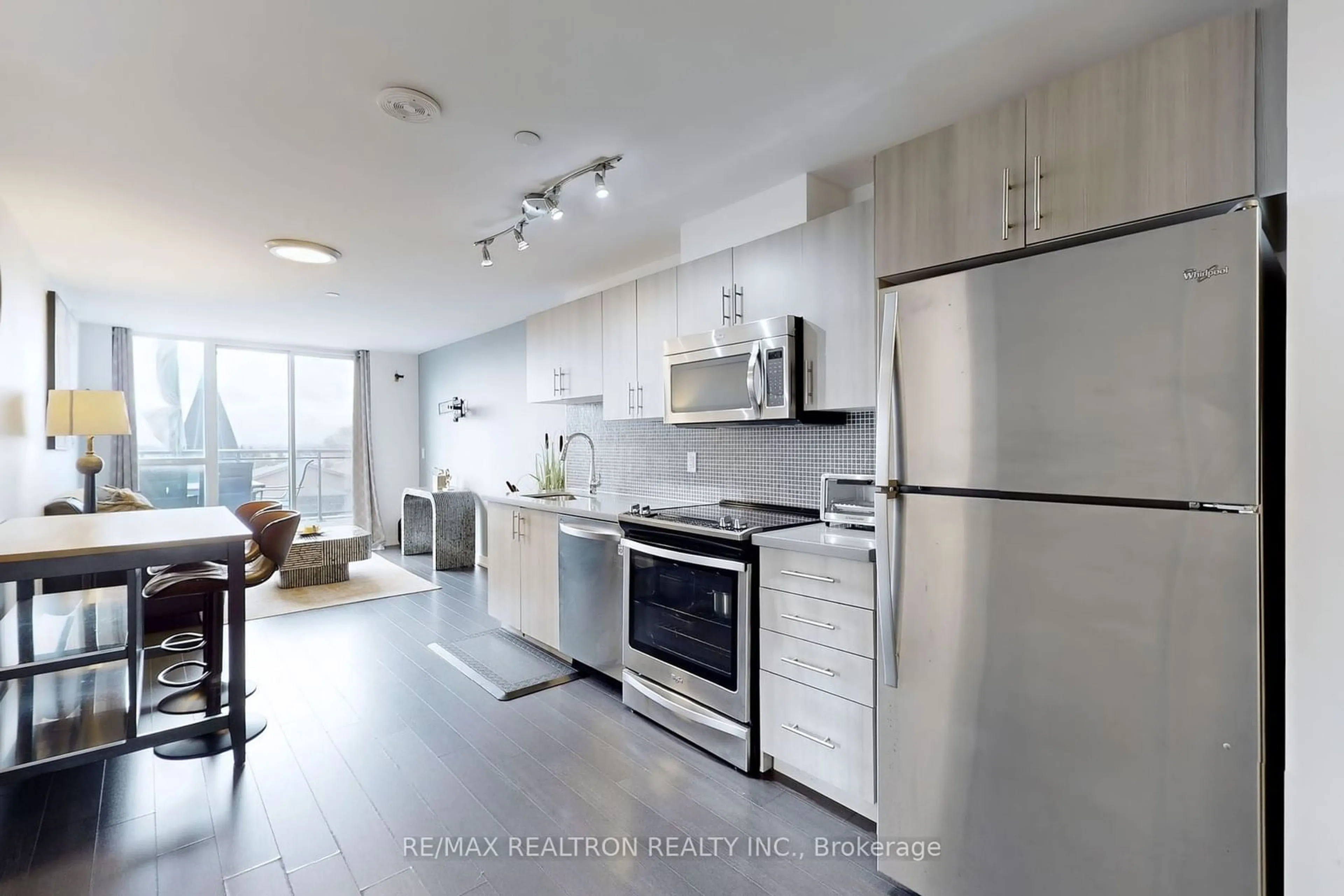 Open concept kitchen, unknown for 16 McAdam Ave #409, Toronto Ontario M6A 0B9