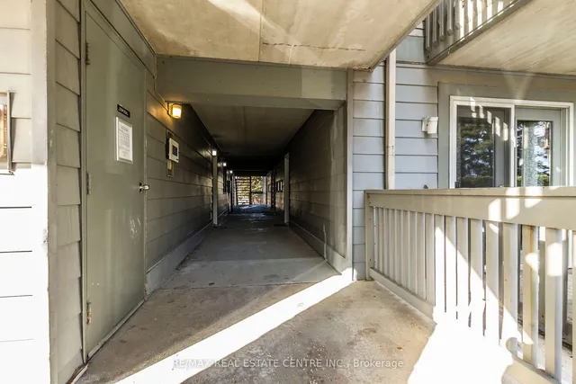 Additional image 37 of 2040 Cleaver Ave Unit 102