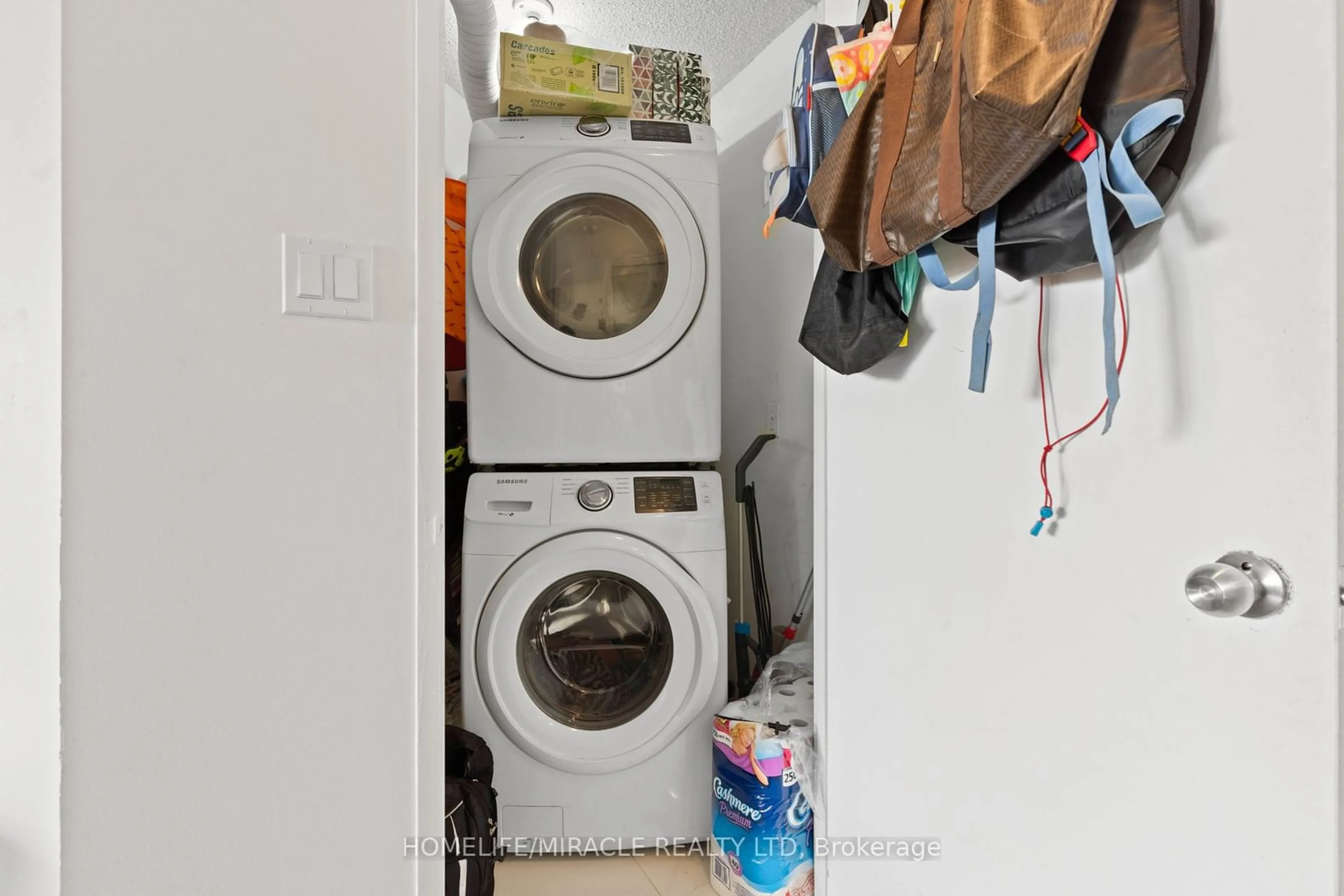 Laundry room for 1 Rowntree Rd #1606, Toronto Ontario M9V 5G7