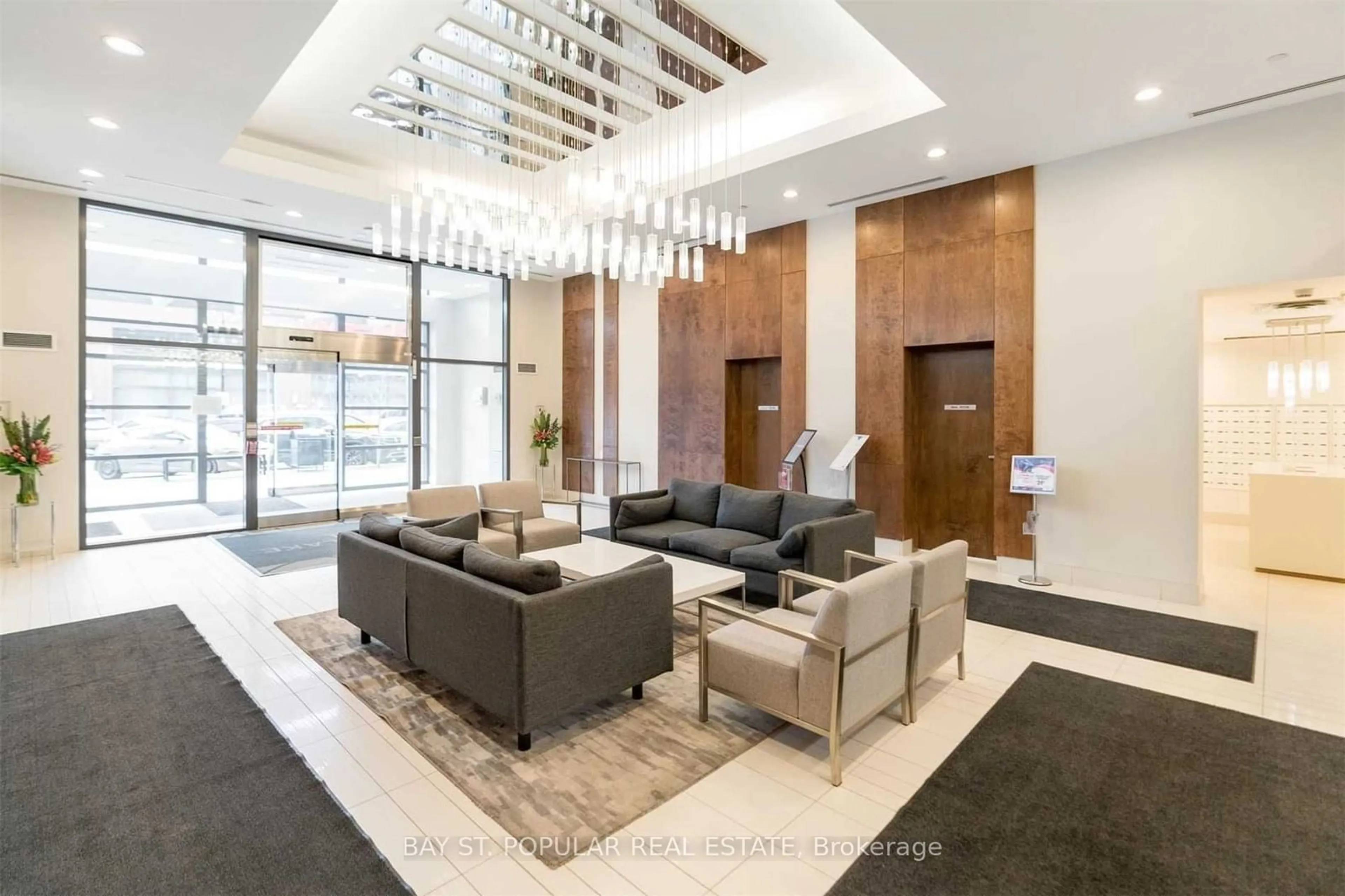 Lobby for 2220 Lake Shore Blvd #4506, Toronto Ontario L3R 9Y7