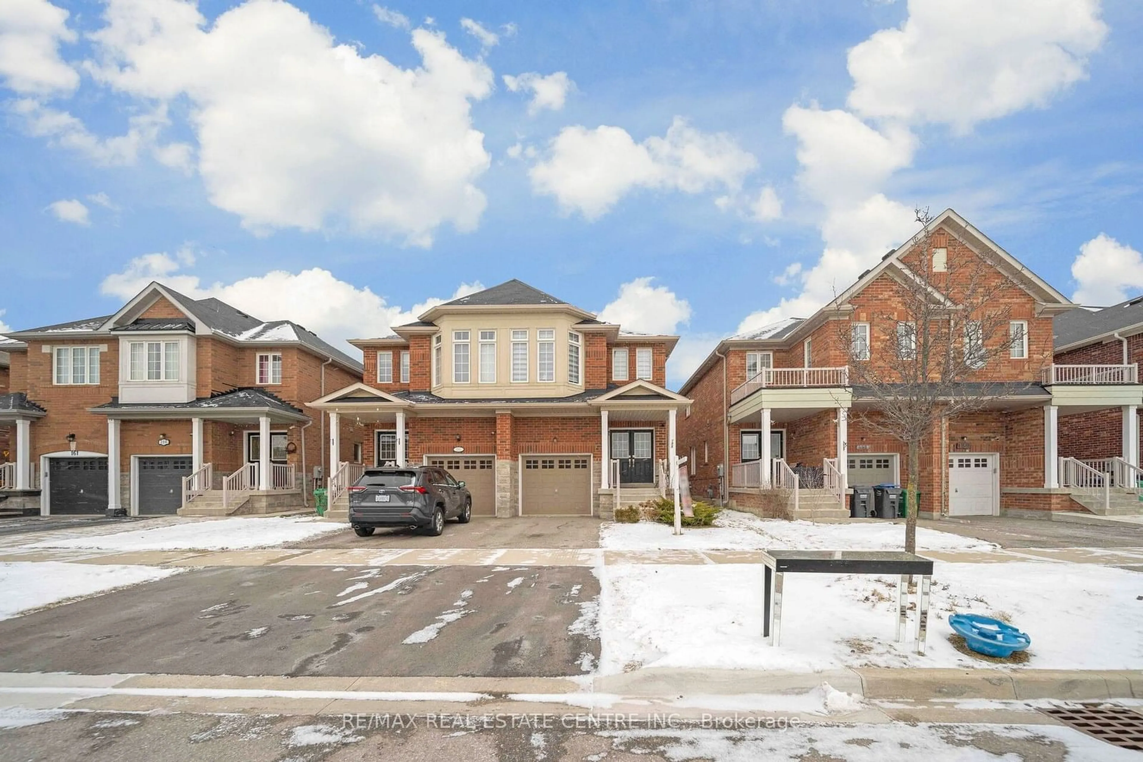 Unknown for 155 Heartview Rd, Brampton Ontario L6Z 0C9